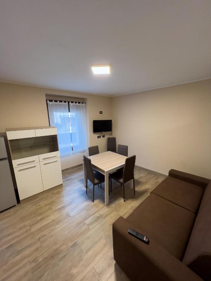 El Rocol Aparthotel Vezza dʼOglio Екстериор снимка