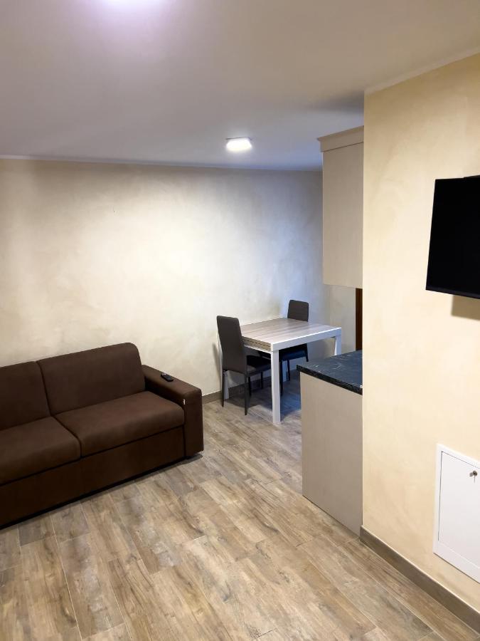 El Rocol Aparthotel Vezza dʼOglio Екстериор снимка