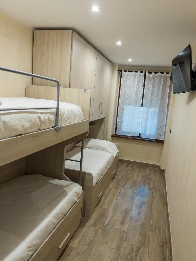 El Rocol Aparthotel Vezza dʼOglio Екстериор снимка